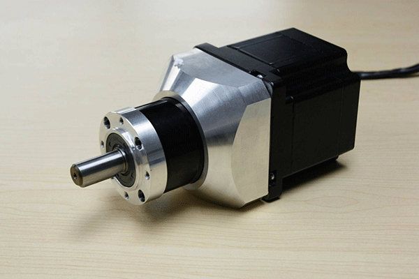 步進(jìn)電機(jī)和異步電機(jī)在設(shè)計上的區(qū)別——西安泰富西瑪電機(jī)(西安西瑪電機(jī)集團(tuán)股份有限公司)官方網(wǎng)站 步進(jìn)電機(jī)和異步電機(jī)在設(shè)計上的區(qū)別——西安泰富西瑪電機(jī)(西安西瑪電機(jī)集團(tuán)股份有限公司)官方網(wǎng)站