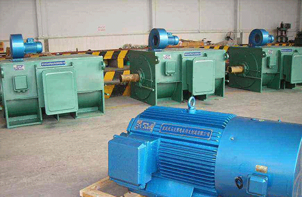 三相異步電動機(jī)直接起動的危險。